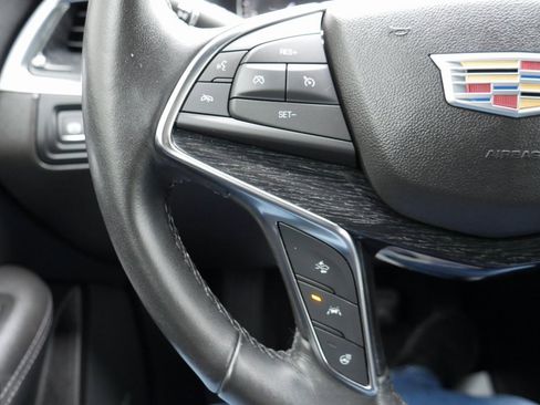 Used 2022 Cadillac XT5 Premium Luxury image 12