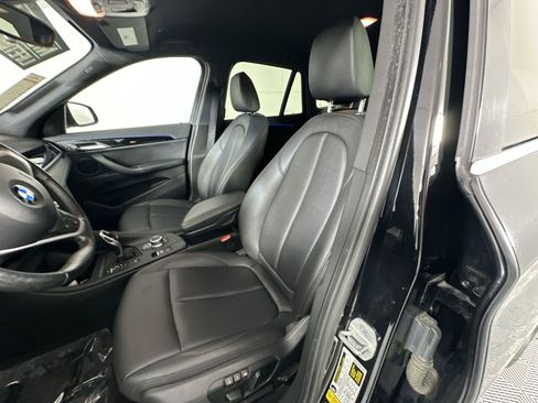 Used 2021 BMW X1 xDrive28i AWD/4WD image 11