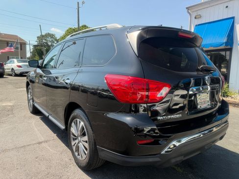 Used 2019 Nissan Pathfinder S AWD/4WD image 7