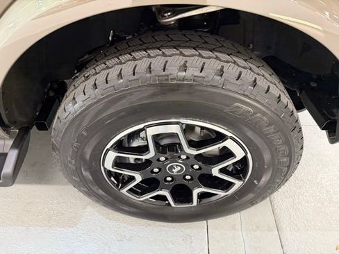 New 2025 Ford Bronco Outer Banks image 5