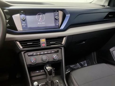 Used 2022 Volkswagen Taos SE FWD image 56