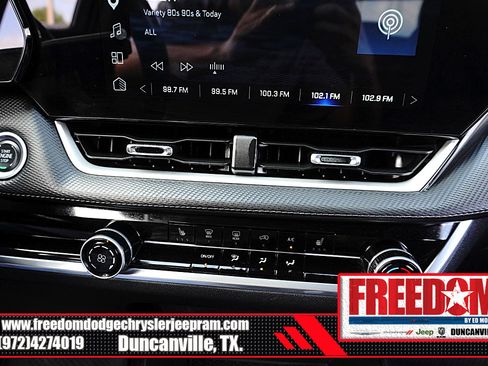 Used 2025 Chevrolet Equinox LT FWD image 22