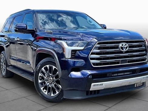 Used 2023 Toyota Sequoia Limited RWD image 3