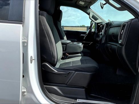 Used 2022 Chevrolet Silverado 2500 LT w/ Convenience Package AWD/4WD image 7