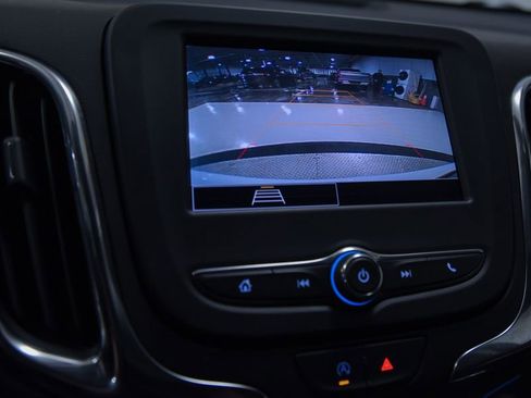 Used 2024 Chevrolet Equinox LT FWD image 23