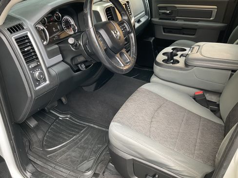 Used 2015 RAM 1500 Big Horn AWD/4WD image 18