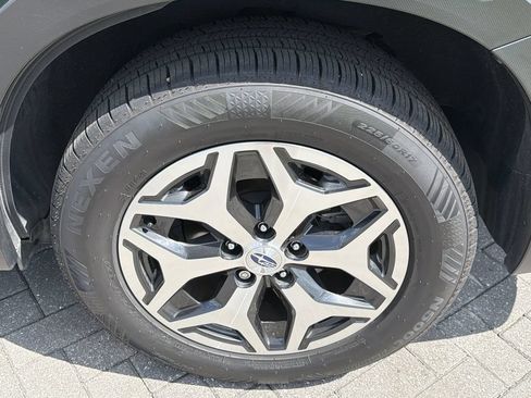 Certified 2023 Subaru Forester Premium AWD/4WD image 14