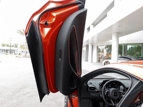 New 2026 McLaren Artura RWD image 46