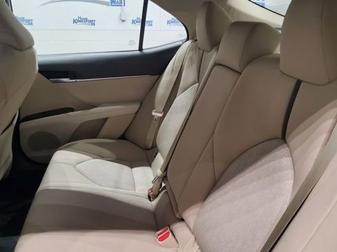 Used 2023 Toyota Camry LE FWD image 14