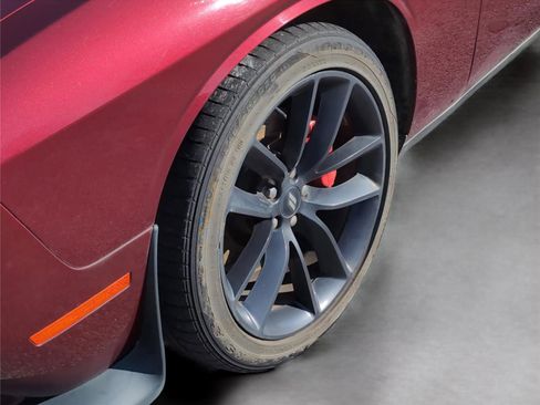 Used 2020 Dodge Challenger R/T w/ Plus Package image 11