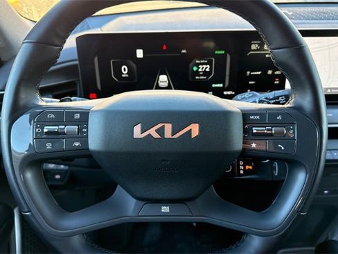 Certified 2024 Kia EV9 Light Long Range image 31