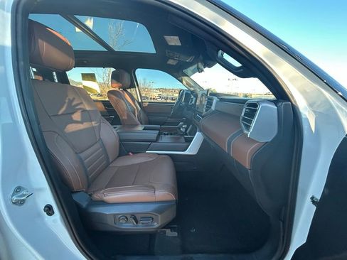 Used 2023 Toyota Tundra 1794 Edition image 32