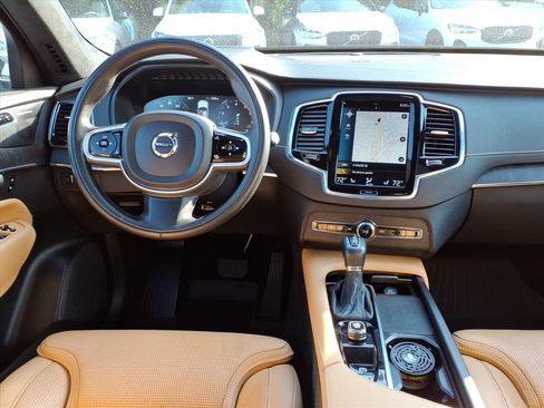 Used 2022 Volvo XC90 T6 Inscription w/ Lounge Package image 13