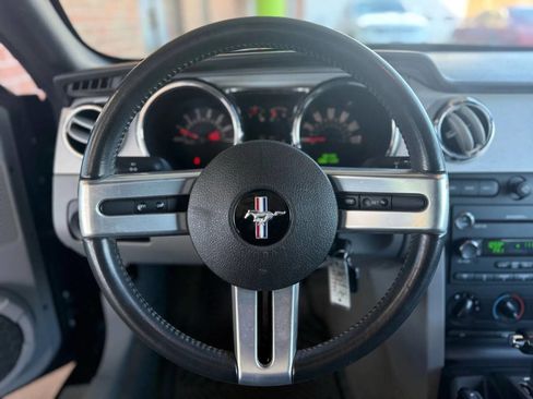 Used 2009 Ford Mustang Premium image 16