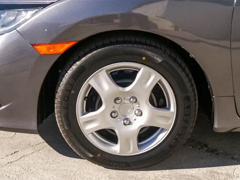 Used 2020 Honda Civic LX image 5