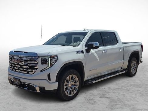 Used 2024 GMC Sierra 1500 Denali AWD/4WD image 5