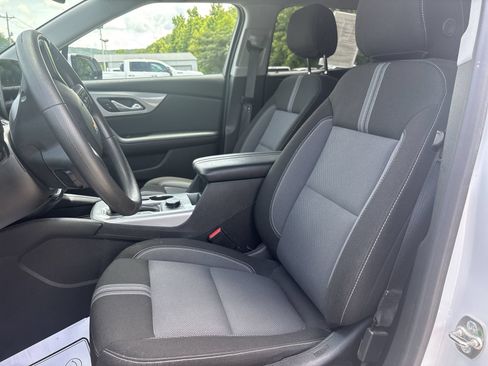 Used 2024 Chevrolet Blazer LT AWD/4WD image 13