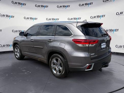 Used 2019 Toyota Highlander Limited Platinum AWD/4WD image 3