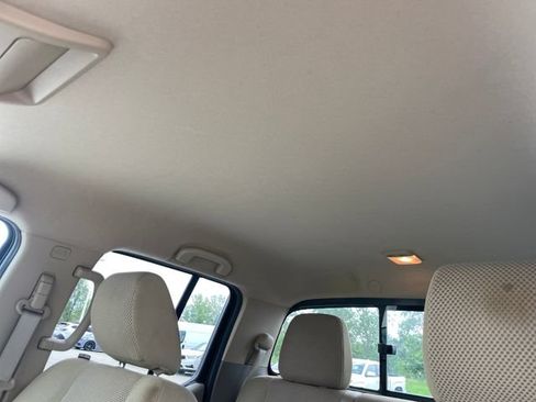 Used 2017 Nissan Frontier SV AWD/4WD image 26