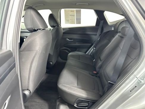 Used 2025 Hyundai Tucson SE FWD image 25