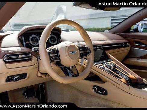 Used 2024 Aston Martin DB12 Coupe RWD image 40
