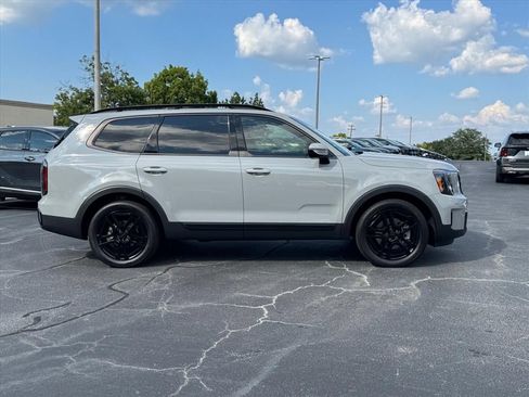 Certified 2025 Kia Telluride SX X-Line AWD/4WD image 2