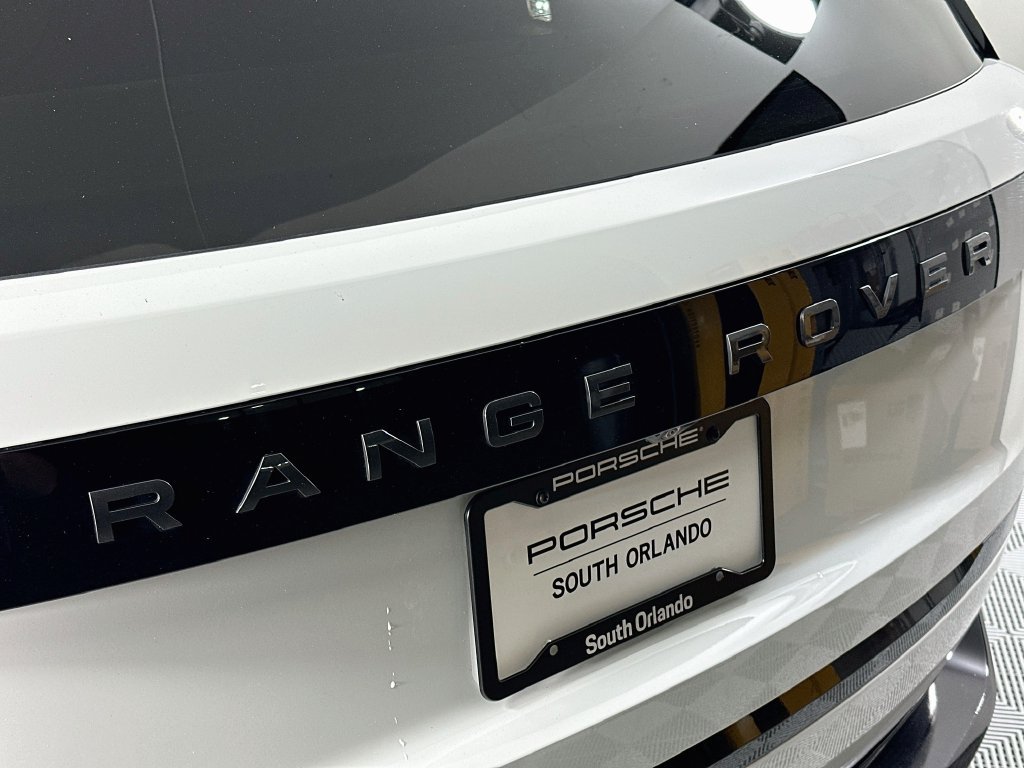 Used 2025 Land Rover Range Rover SE AWD/4WD image 34