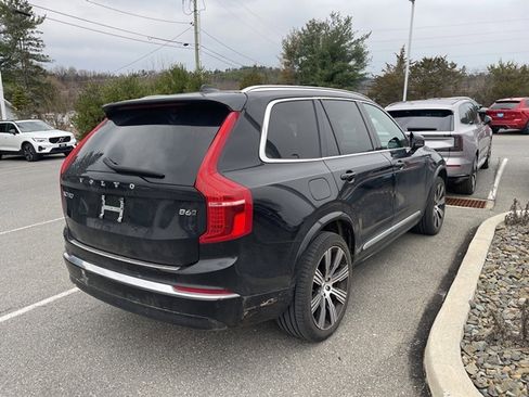 Used 2023 Volvo XC90 B6 Ultimate w/ Protection Package image 9