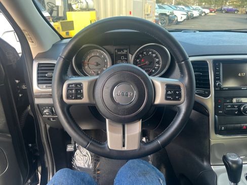 Used 2012 Jeep Grand Cherokee Laredo image 9