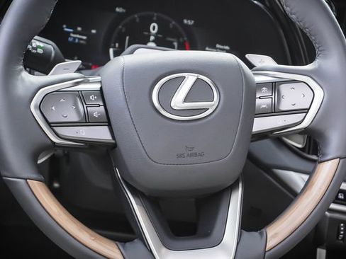 Certified 2026 Lexus RX 350 AWD image 12