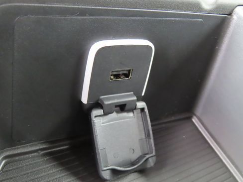 New 2026 RAM 3500 Tradesman image 11