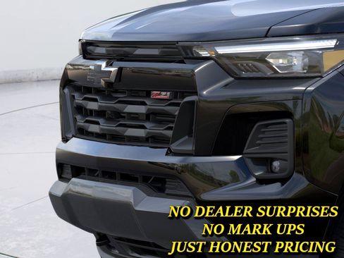 New 2026 Chevrolet Colorado Z71 w/ Midnight Edition AWD/4WD image 13