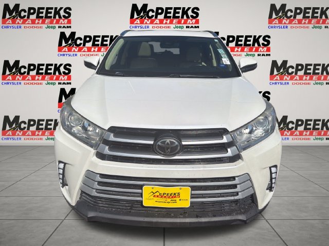 Used 2017 Toyota Highlander XLE AWD/4WD image 8