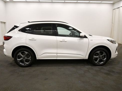 Used 2024 Ford Escape ST-Line Select AWD/4WD image 9