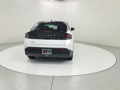 New 2026 Nissan Leaf SV+ image 7