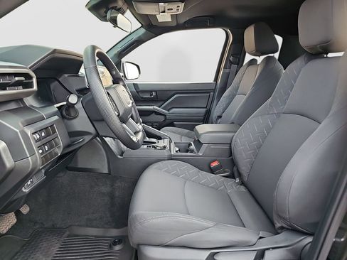 Certified 2025 Toyota Tacoma SR w/ SR Upgrade Package AWD/4WD image 16