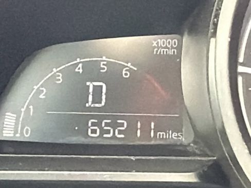 Used 2017 MAZDA MAZDA3 Touring image 36