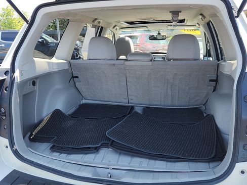 Used 2011 Subaru Forester 2.5X Premium w/ All-Weather Pkg AWD/4WD image 25