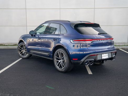 New 2026 Porsche Macan image 3