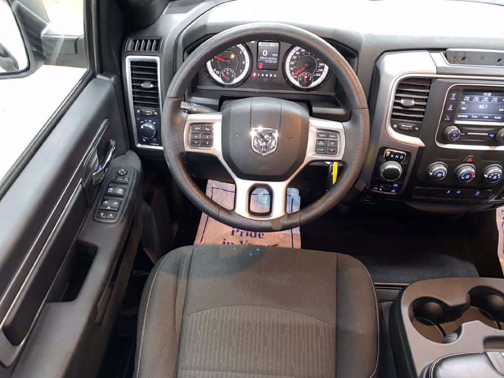 Used 2022 RAM 1500 Warlock AWD/4WD image 24