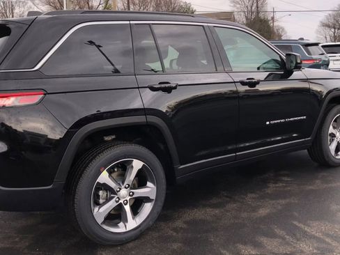 New 2026 Jeep Grand Cherokee Limited image 8