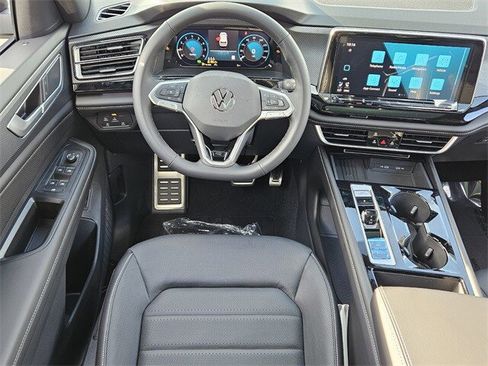 New 2026 Volkswagen Atlas Cross Sport SEL R-Line image 7