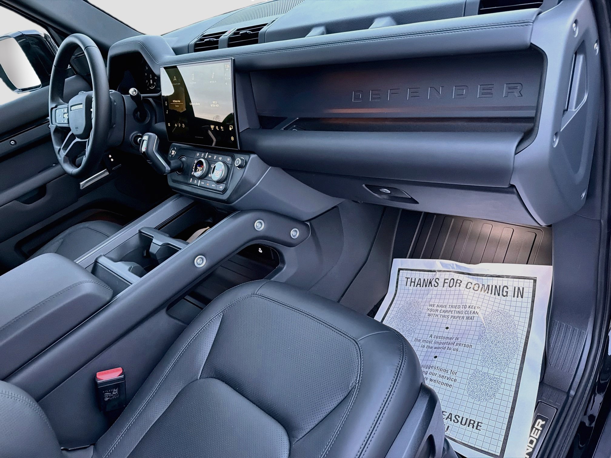 New 2026 Land Rover Defender 110 X-Dynamic SE AWD/4WD image 13