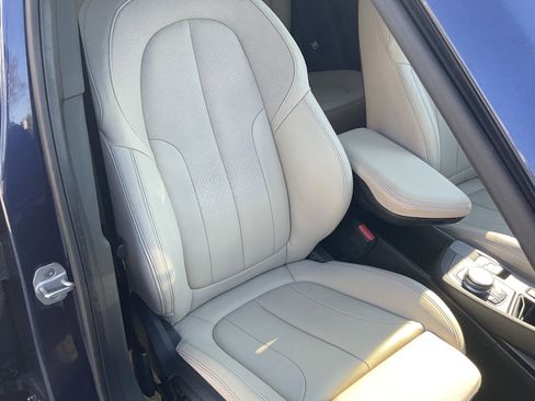 Used 2018 BMW X1 xDrive28i image 19