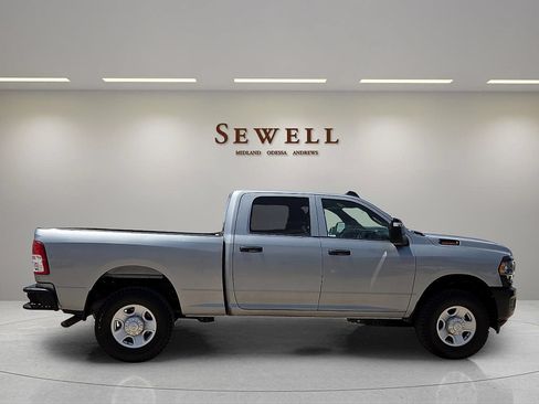Used 2024 RAM 2500 Tradesman AWD/4WD image 5