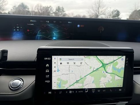 New 2026 Lincoln Nautilus Reserve image 18