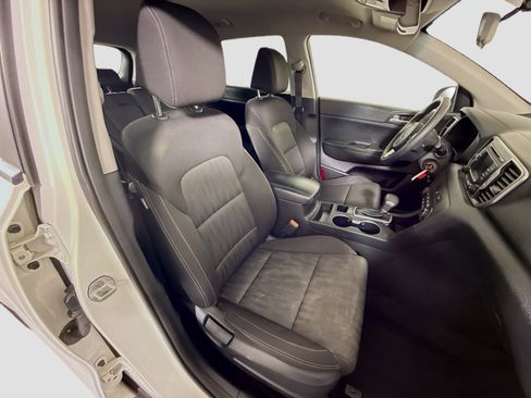 Used 2017 Kia Sportage LX image 28