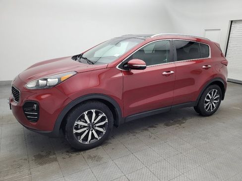 Used 2017 Kia Sportage EX w/ EX Technology Package image 2
