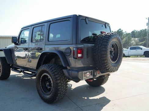 Used 2019 Jeep Wrangler Unlimited Rubicon image 15