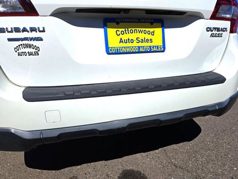 Used 2016 Subaru Outback 2.5i Limited AWD/4WD image 34